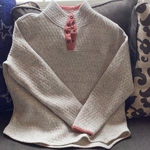Beautiful pull over sweatshirt